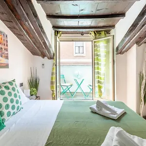  Apartment Vg Fontana Di Trevi - 5 Stelle Proietti