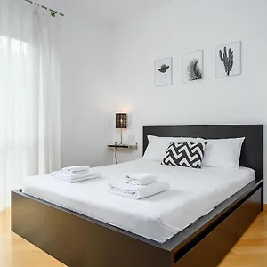 https://stylish-condo-with-jacuzzi-garibaldi-sempione-85m2.italymilanhotels.net