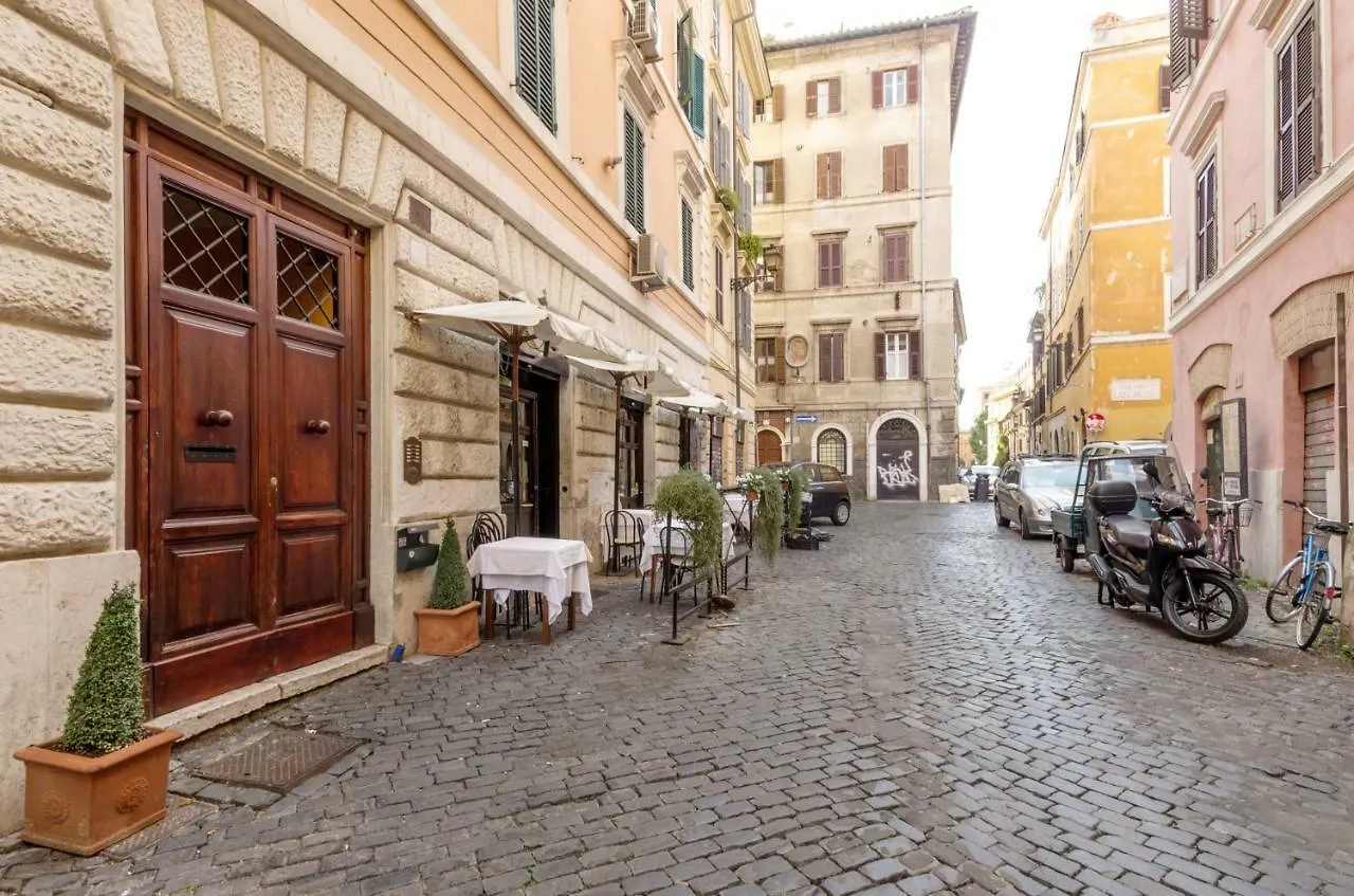 Trans Tiberim Apartment Italy